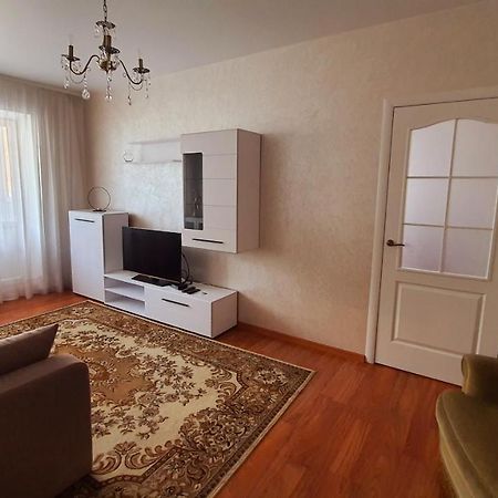 Apartament Center Łuck Zewnętrze zdjęcie